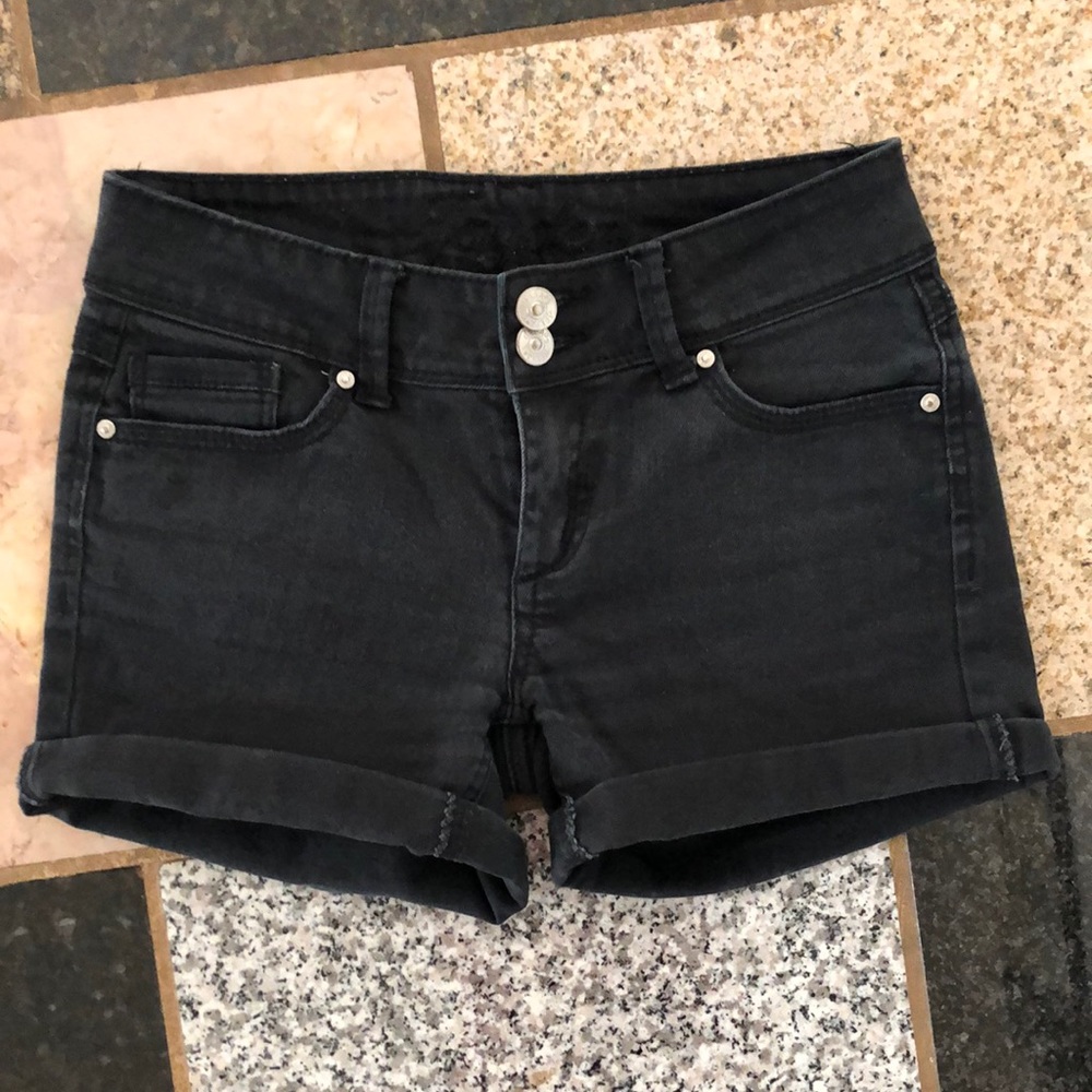 Delia’s black shorts size 1/2 junior